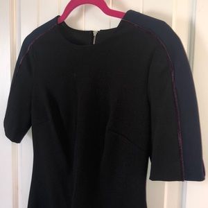 Black cap sleeve with navy and wine velvet piping